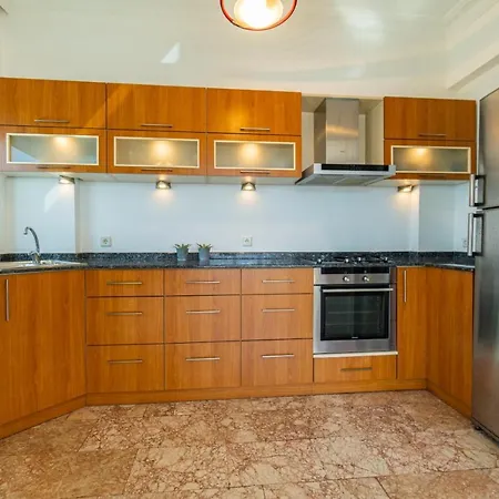 Apartman In The Hearth Of City, Seaview. *