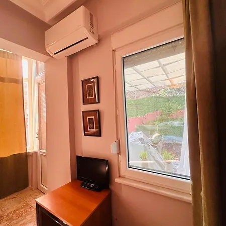 Appartement In The Hearth Of City, Seaview.